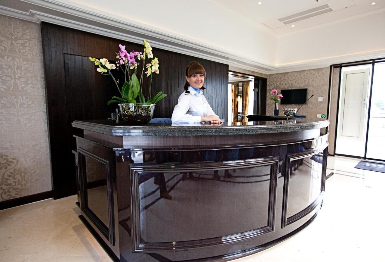 Select Ms Charles Dickens - Frankfurt Hotel Frankfurt am Main Eksteriør billede